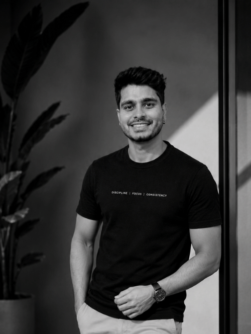 founder veenora